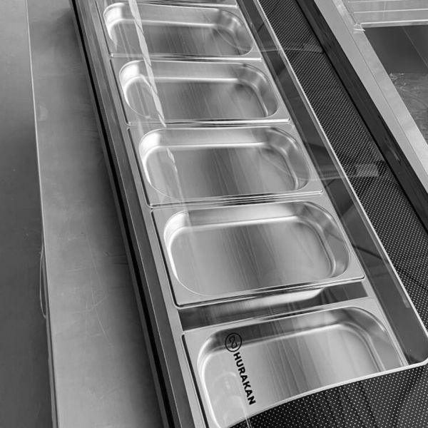 Вітрина холодильна для суші Hurakan HKN-VRS62L чорна