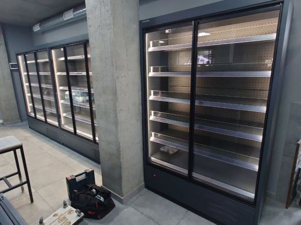 Стелаж холодильний Cooles SlimDeck з дверцятами