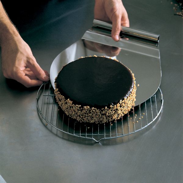 TS1 Скребок кондитерський d 28 cm