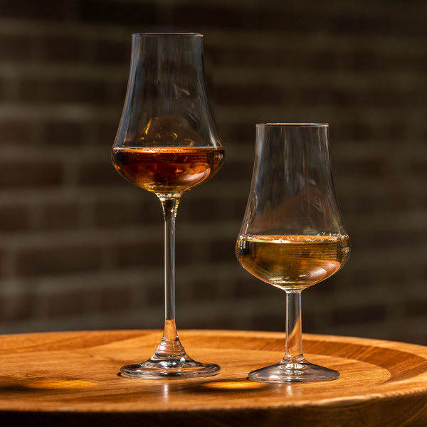 841817 Чарка для міцних алкогольних напоїв Short Stem Snifter 180 мл серія "Arome spirits"