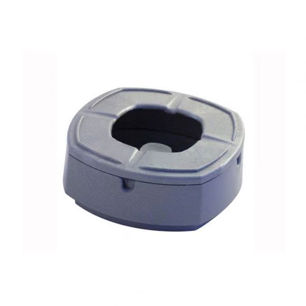 C004GS Попільниця 8 см вогнестійка та з захистом від вітру, колір срібний