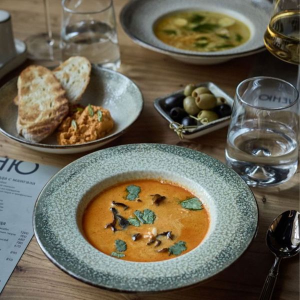 TN-SZ-ZT-27-CK Тарілка для пасти 27 см (500 мл), декор Spazio, серія "Tinta"