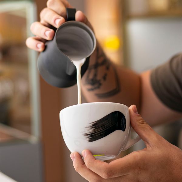 35184 Чашка espresso 75 мл Black stroke A "Verona Millecolori Hand Painted Single Brush stroke A Bla