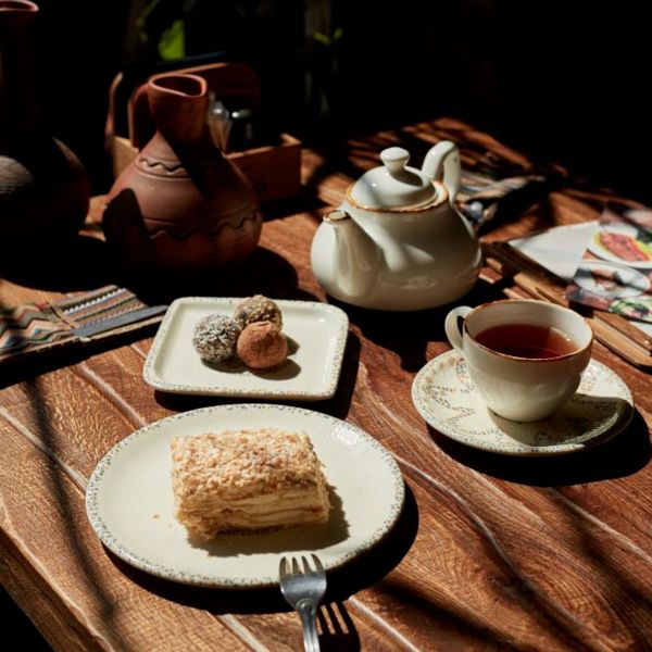 TN-TS-AR-30-KR Блюдо квадратне 22х22 см (діагональ 30 см), декор Tessera, серія "Tinta"