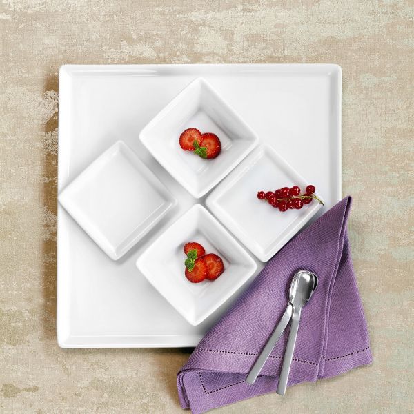 588734 Салатник квадратний 11x11 см серія "Buffet Gourmet"