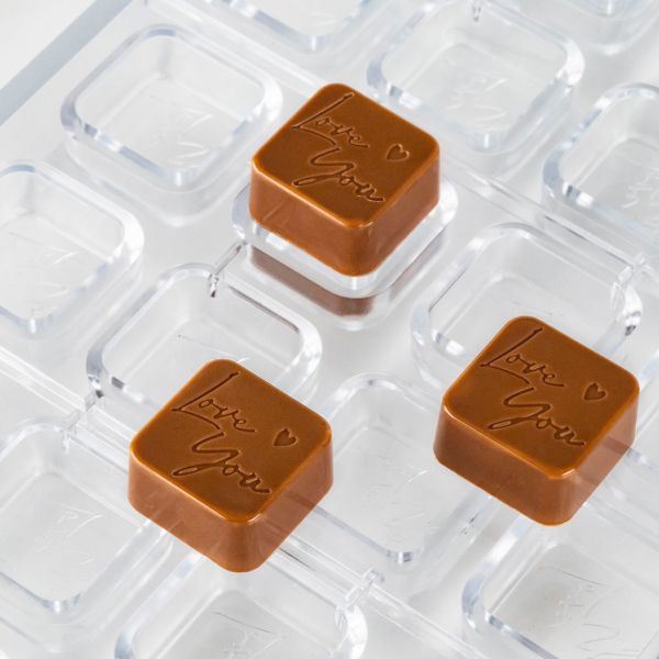 21MA1078 Форма для шоколаду "Love you" 28x28  мм, h 14 мм (24 шт) - 11,5 г