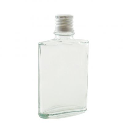 E009 Пляшка овальна з гвинтовою кришкою 50 мл