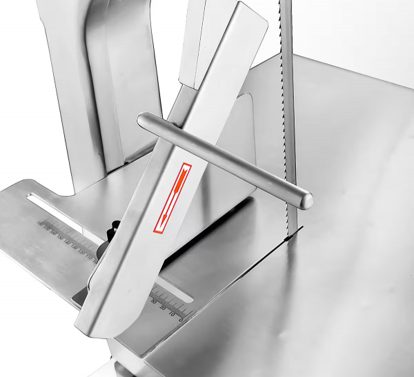 Стрічкова пила для м'яса та кісток - з довжиною полотна 1660 мм