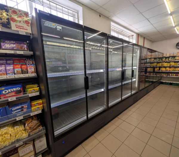 Cooles SlimDeck Pro-А з дверцятами