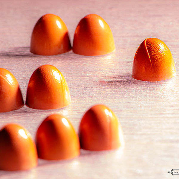 12092 CW Форма для шоколаду "Американський трюфель напівтекстурований " 27x27 h 22,5мм, 3x8 шт., 10