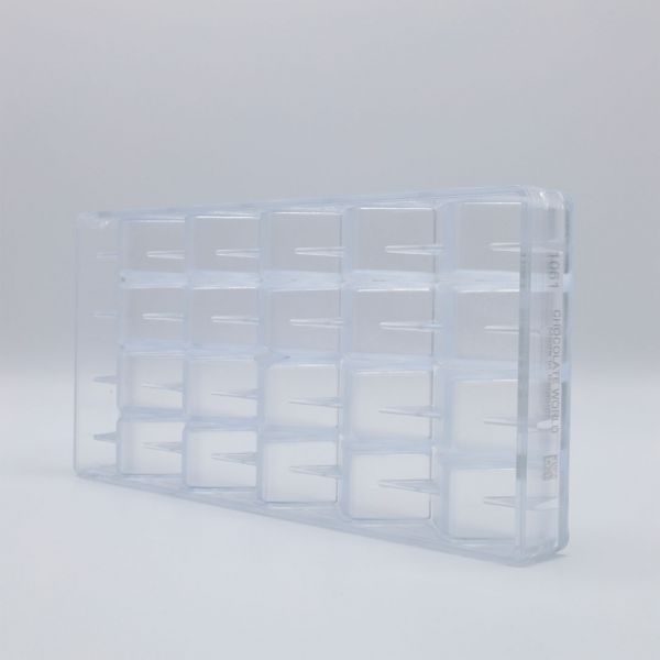 1061 CW Форма для шоколаду "Призма" 27x46х24 мм, 4х5 шт. x 21 г