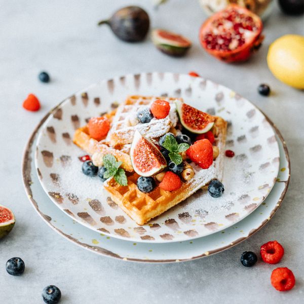 ISC2124-K0016 Тарілка кругла 24 см серія "Isabelle" декор "Brown Brush"