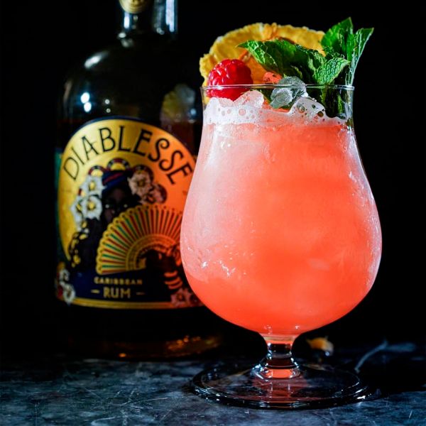 433227ВП Бокал для коктейлю 650 мл серія "Esperanto"