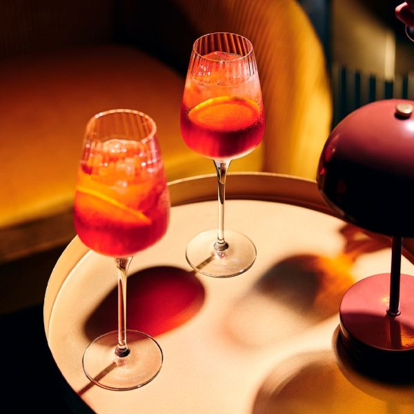 V1483 Бокал для вина 350 мл серія "Symetrie"