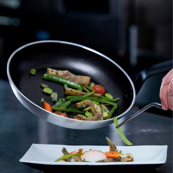 23418 Пательня алюмінієва з антипригарним покриттям d 18 cm