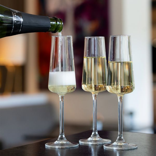 300864 Бокал для шампанського Champagne 200 мл серія "Niveau"