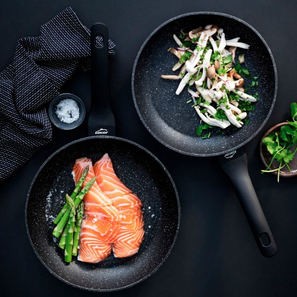 26826 Сковорідка з кованого алюмінію з антрипр. покриттям, d-28