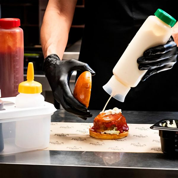 00955 Пляшка для соусу 700 мл (біла)