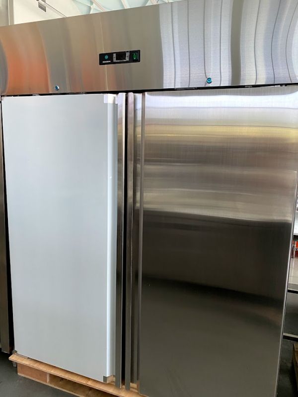 Шафа холодильна HKN-GX1410TN INOX 1400л